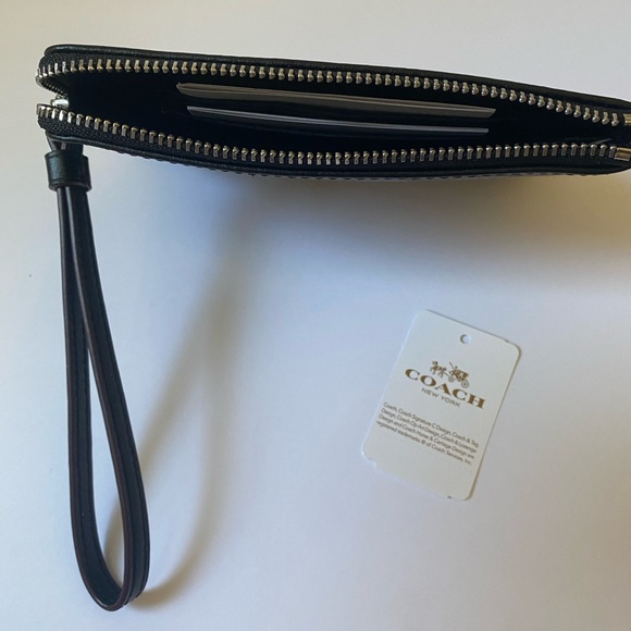Coach Small Wristlet - Picture 3 of 10
